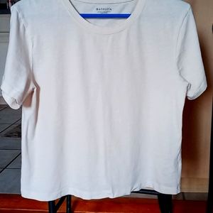 Athleta crop tee shirt putty colored